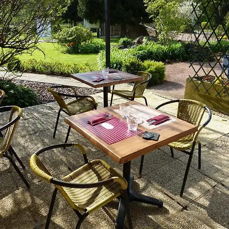 Tente Familiale Au Hautoreille Campo de lujo Bannes (Haute-Marne)